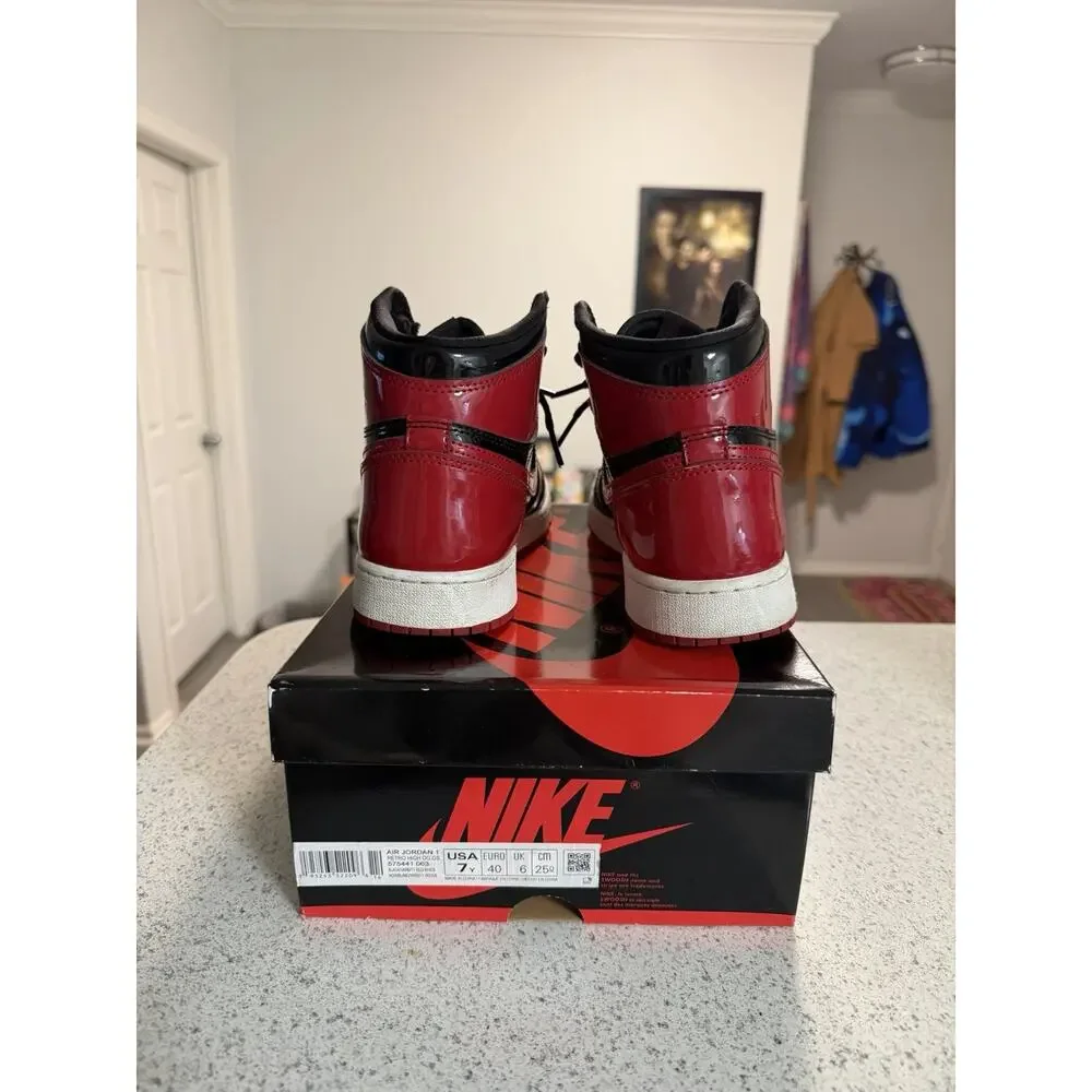 Nike Air Jordan 1 Retro High OG Patent Bred (GS) 575441-063 Size 7Y Box Included